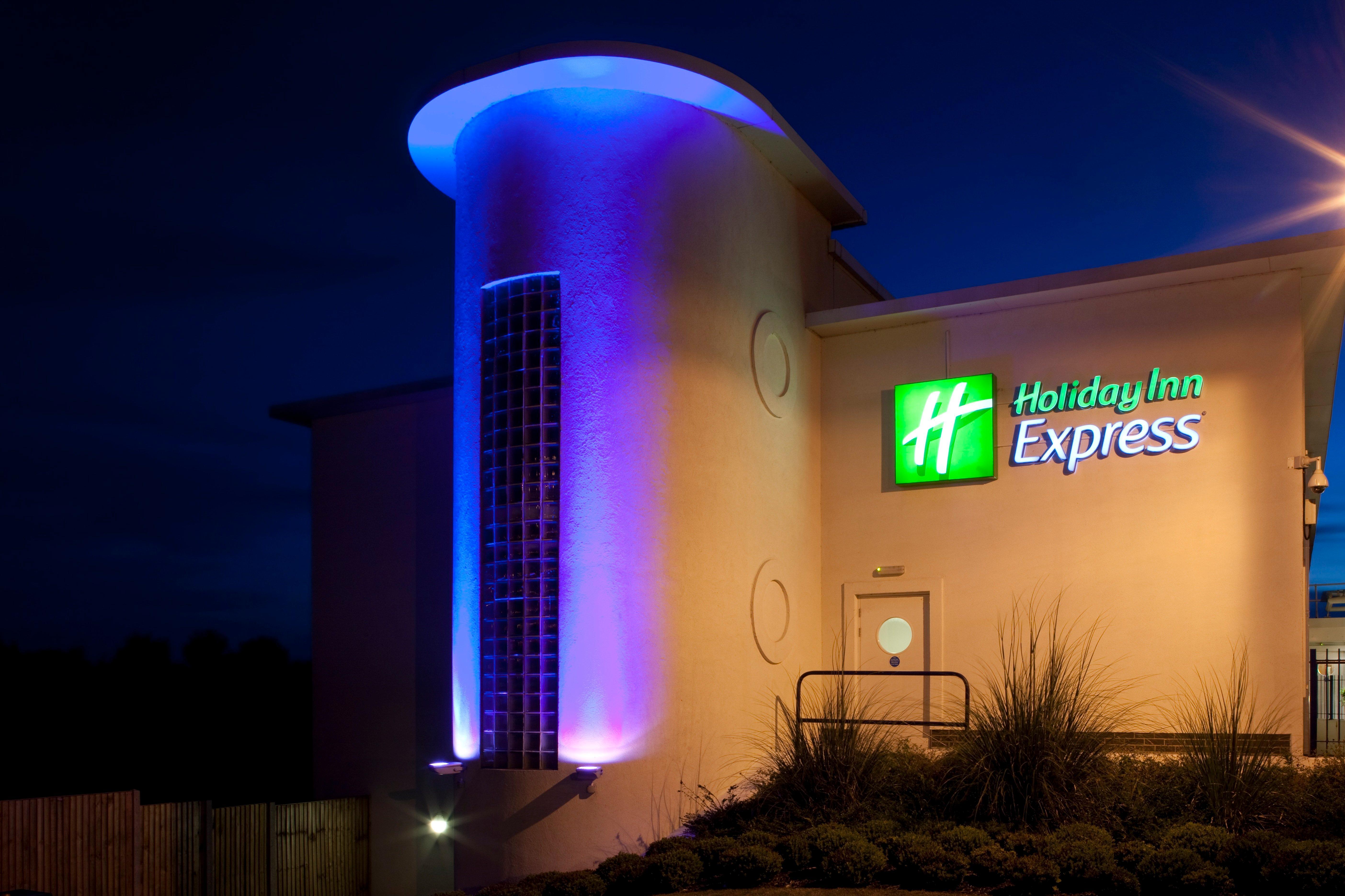 Holiday Inn Express Ramsgate - Minster By Ihg Екстер'єр фото