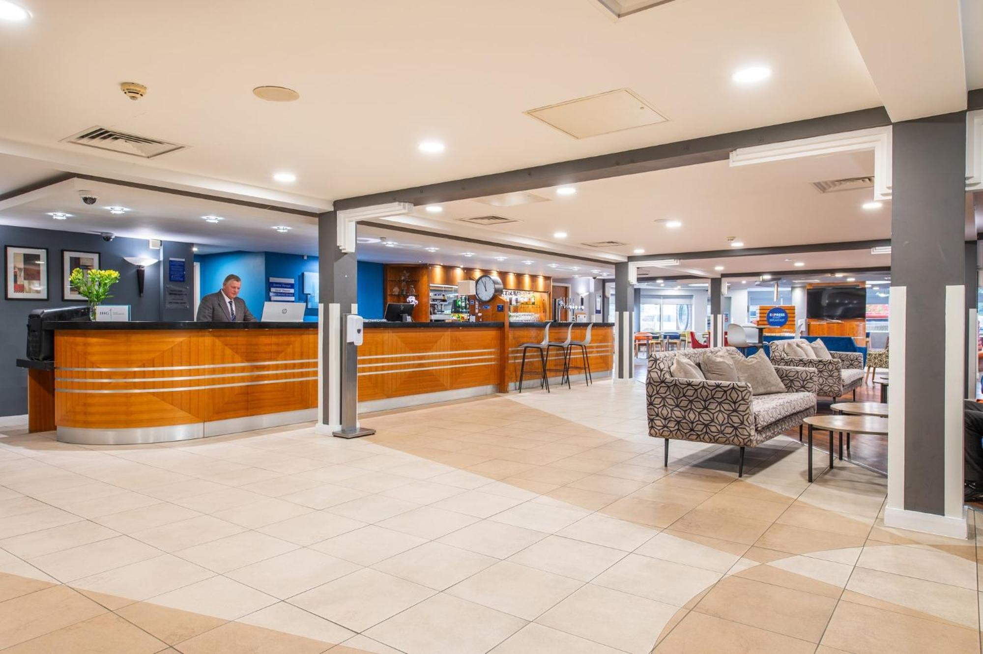 Holiday Inn Express Ramsgate - Minster By Ihg Екстер'єр фото