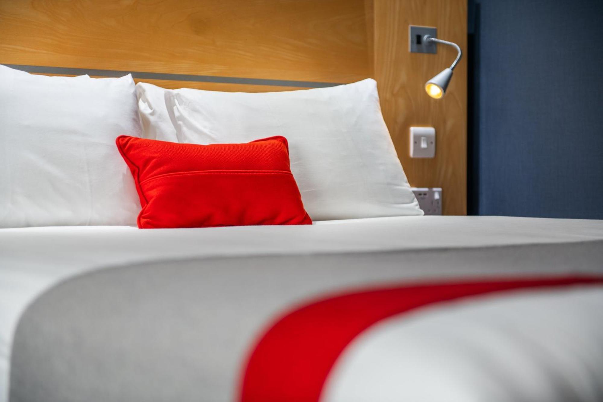 Holiday Inn Express Ramsgate - Minster By Ihg Екстер'єр фото