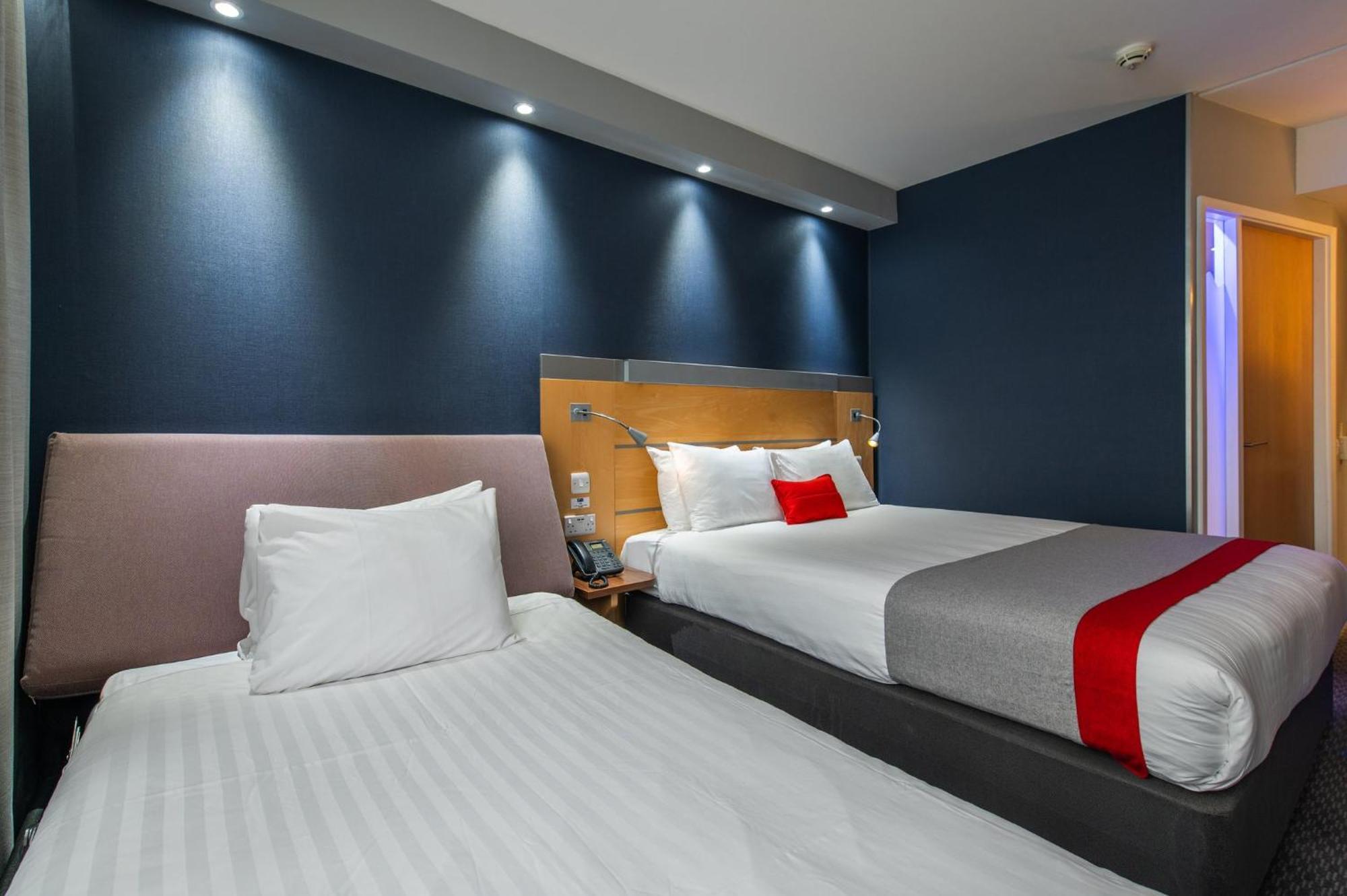 Holiday Inn Express Ramsgate - Minster By Ihg Екстер'єр фото