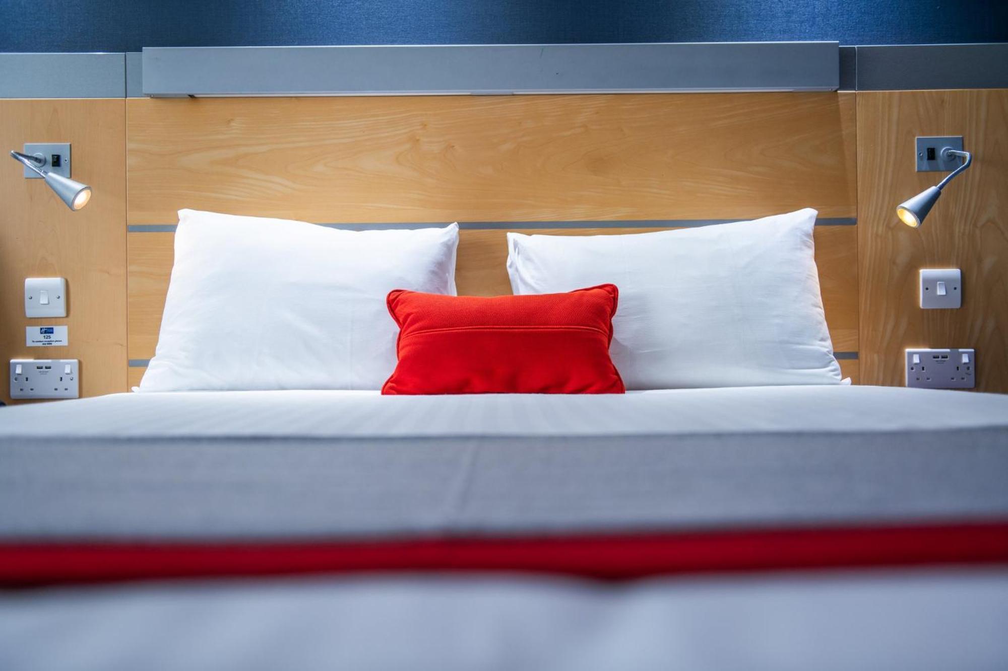 Holiday Inn Express Ramsgate - Minster By Ihg Екстер'єр фото
