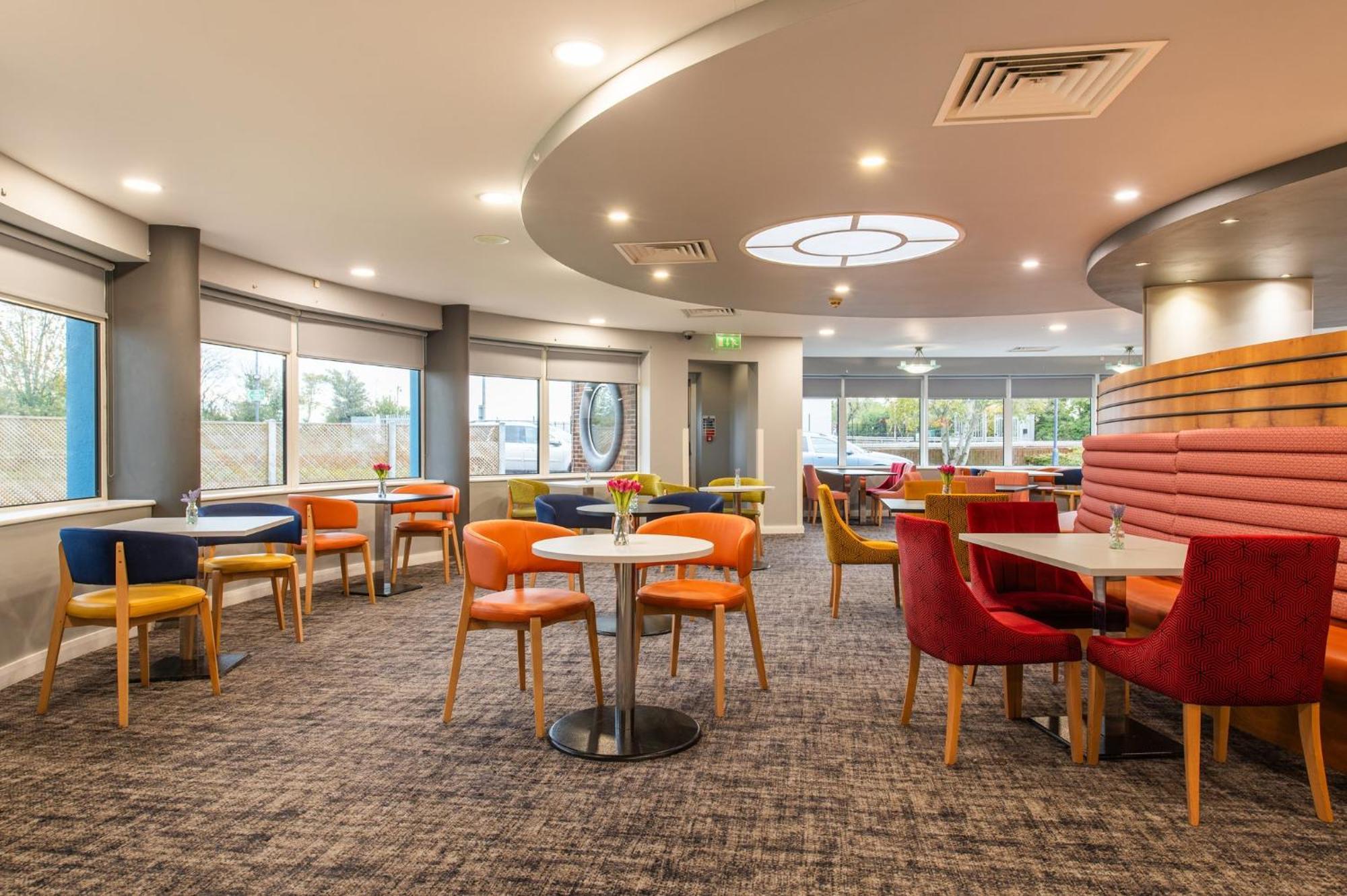 Holiday Inn Express Ramsgate - Minster By Ihg Екстер'єр фото