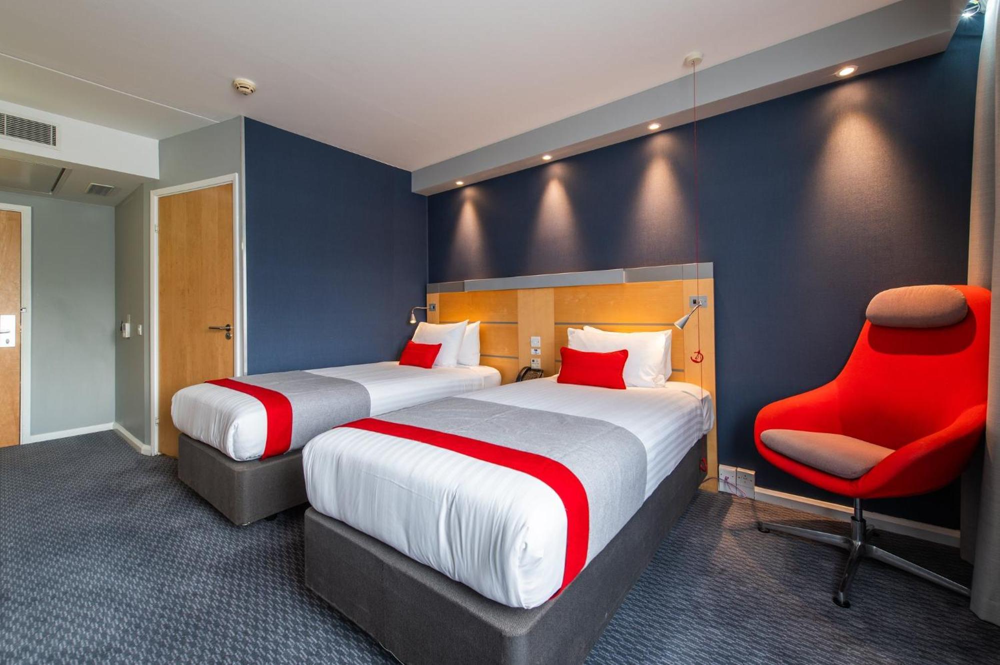 Holiday Inn Express Ramsgate - Minster By Ihg Екстер'єр фото