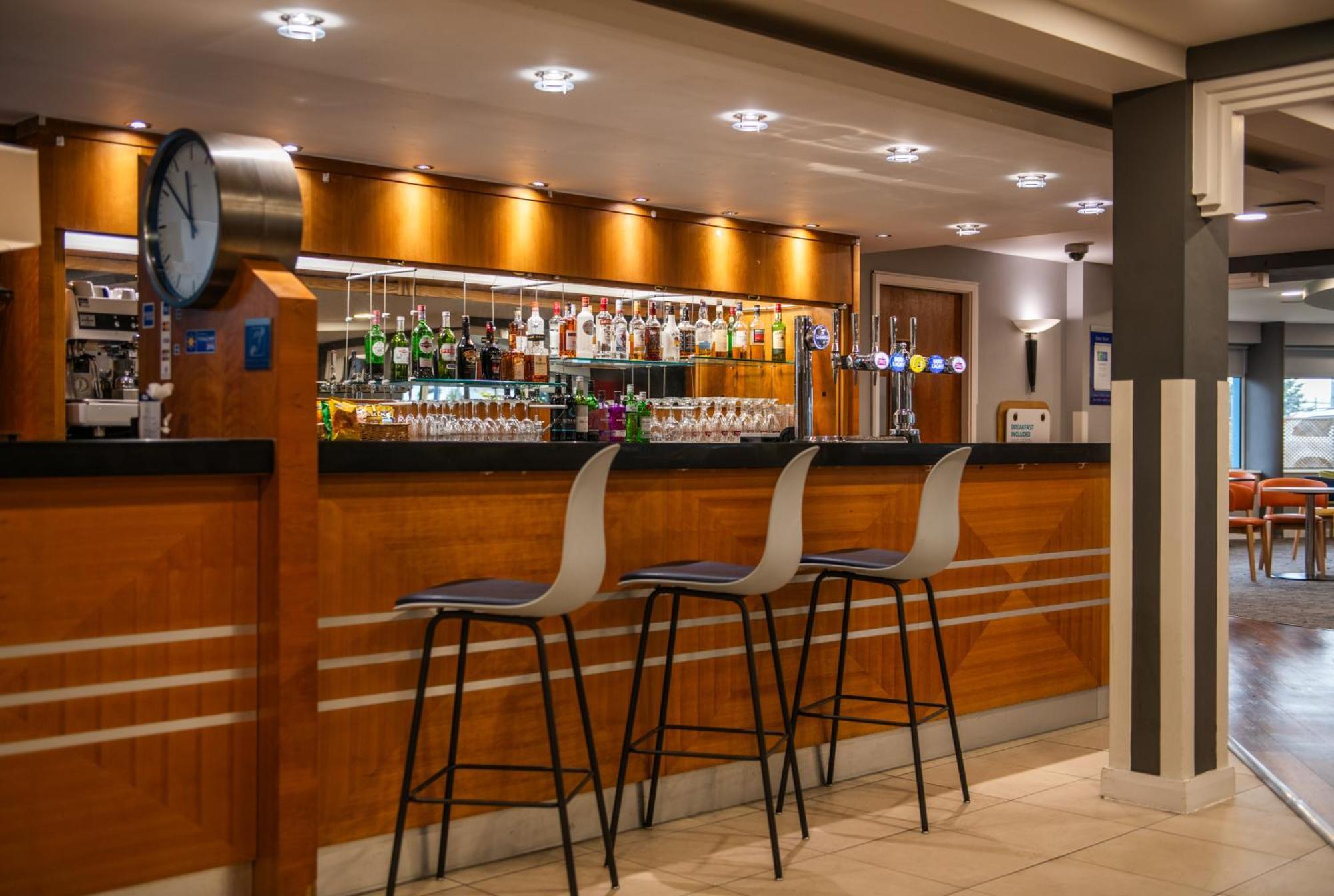 Holiday Inn Express Ramsgate - Minster By Ihg Екстер'єр фото